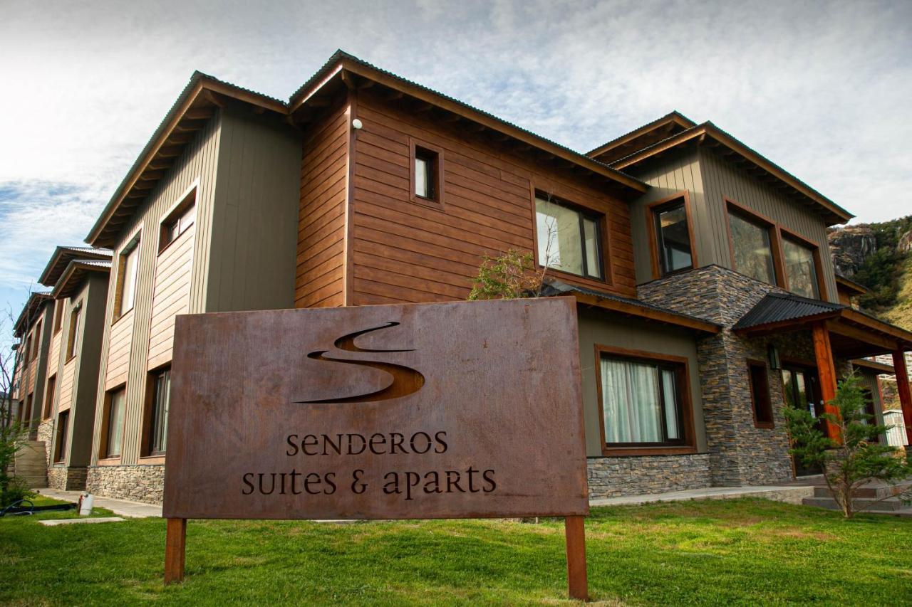 Senderos Aparts & Suites El Chalten Bagian luar foto