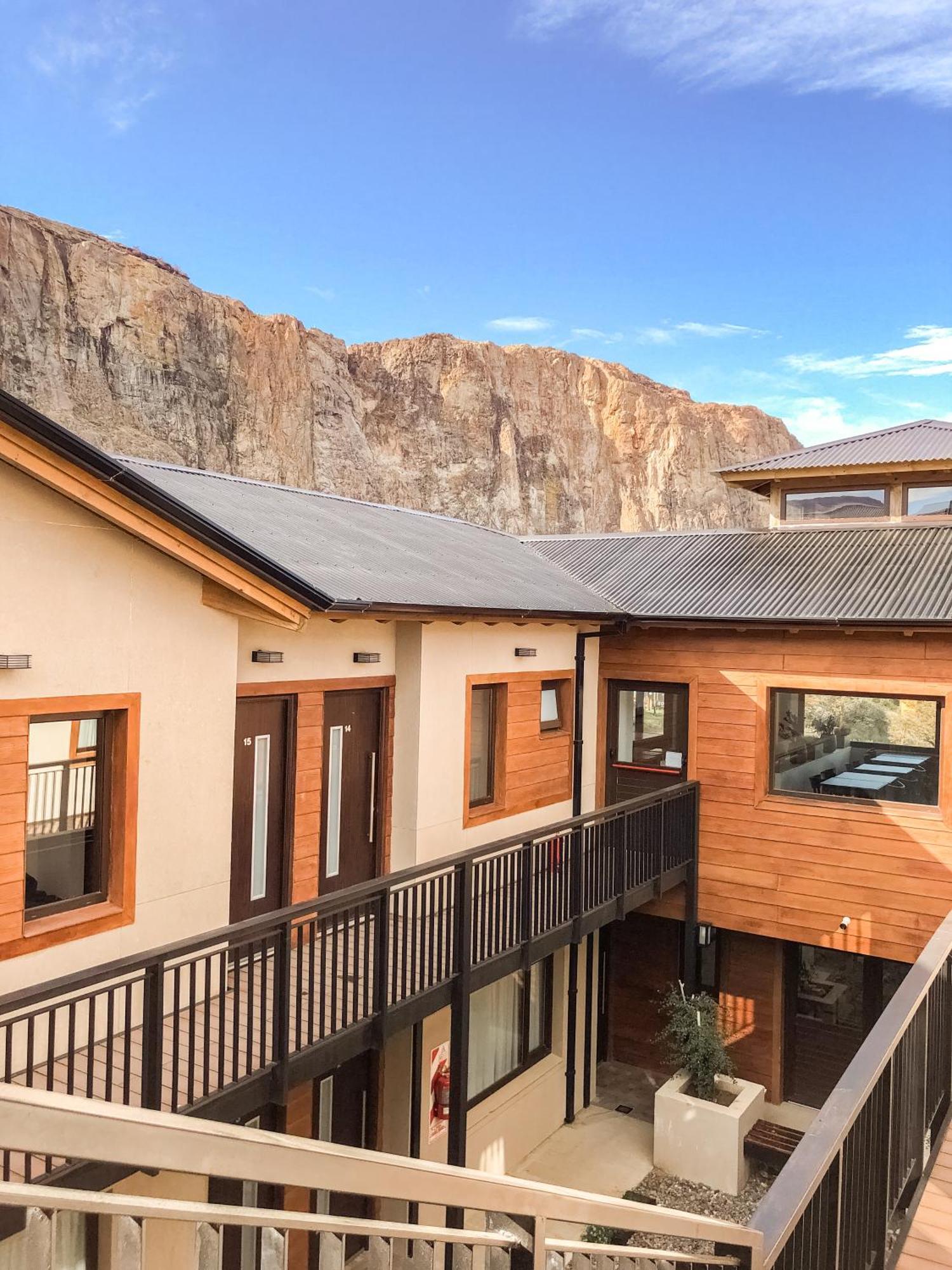 Senderos Aparts & Suites El Chalten Bagian luar foto