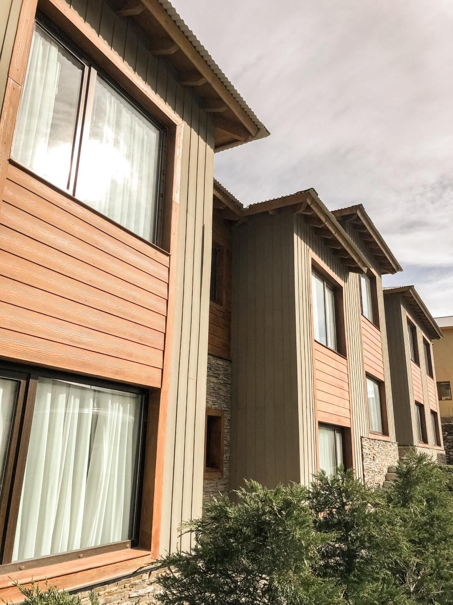 Senderos Aparts & Suites El Chalten Bagian luar foto